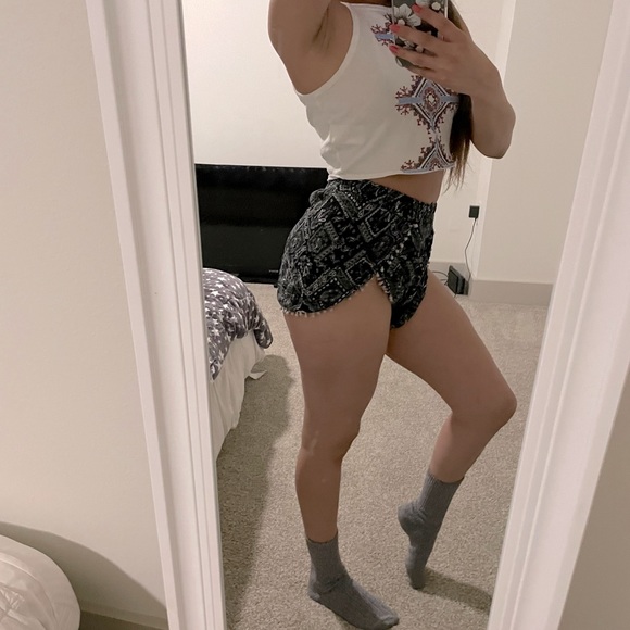 Tribal Print Cute Shorts - Picture 7 of 7